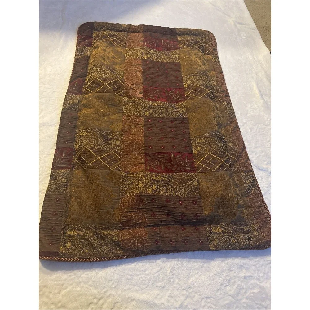 Croscill Home Single 37”x 21